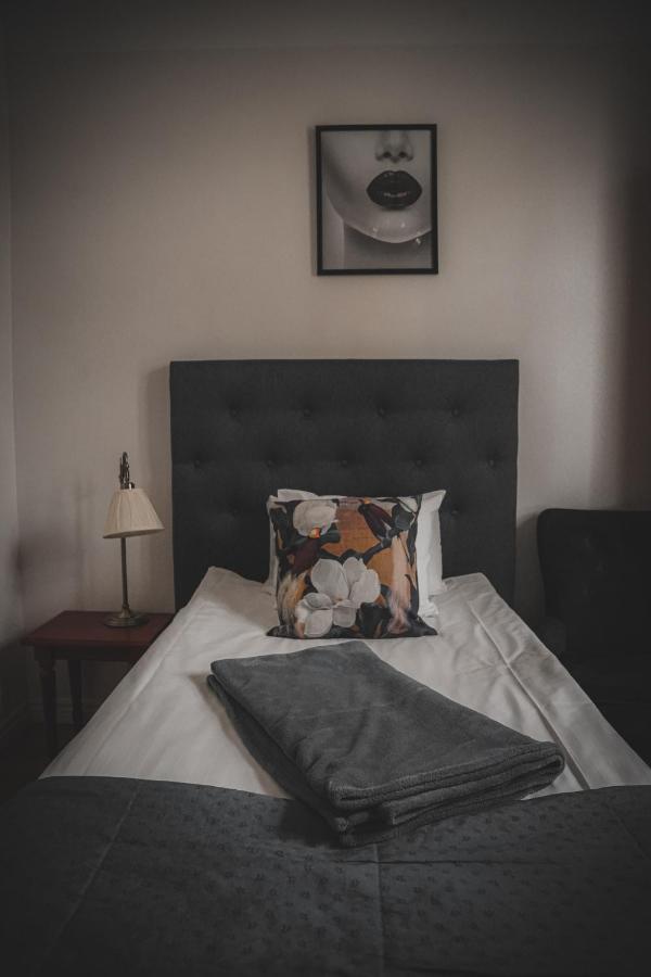 Mojo Hotell Эребру Экстерьер фото