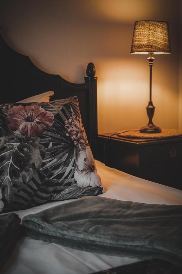 Mojo Hotell Эребру Экстерьер фото